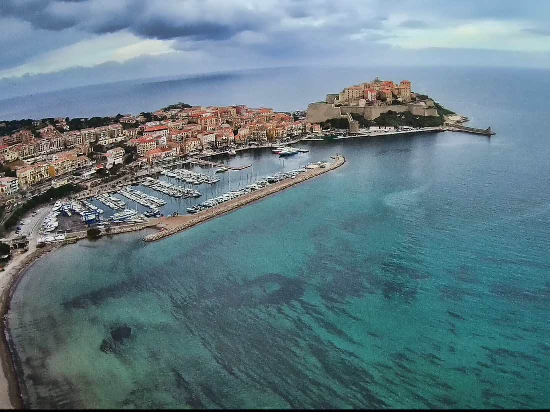 DECOUVREZ LA MAGNIFIQUE VILLE DE CALVI