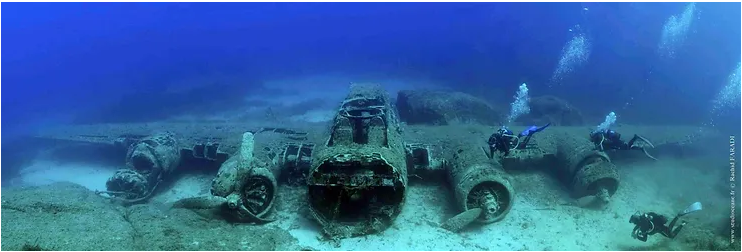 L'EPAVE DU B17 A CALVI - Plongée Castille